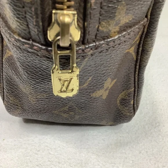 Louis Vuitton Trousse Toilette 23 - Picture 5 of 16